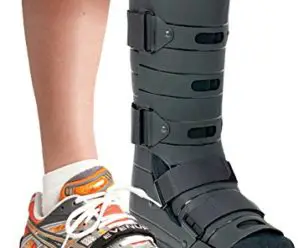3 Best Shoe Balancer to Wear with Walking Boot [Evenup Foot]